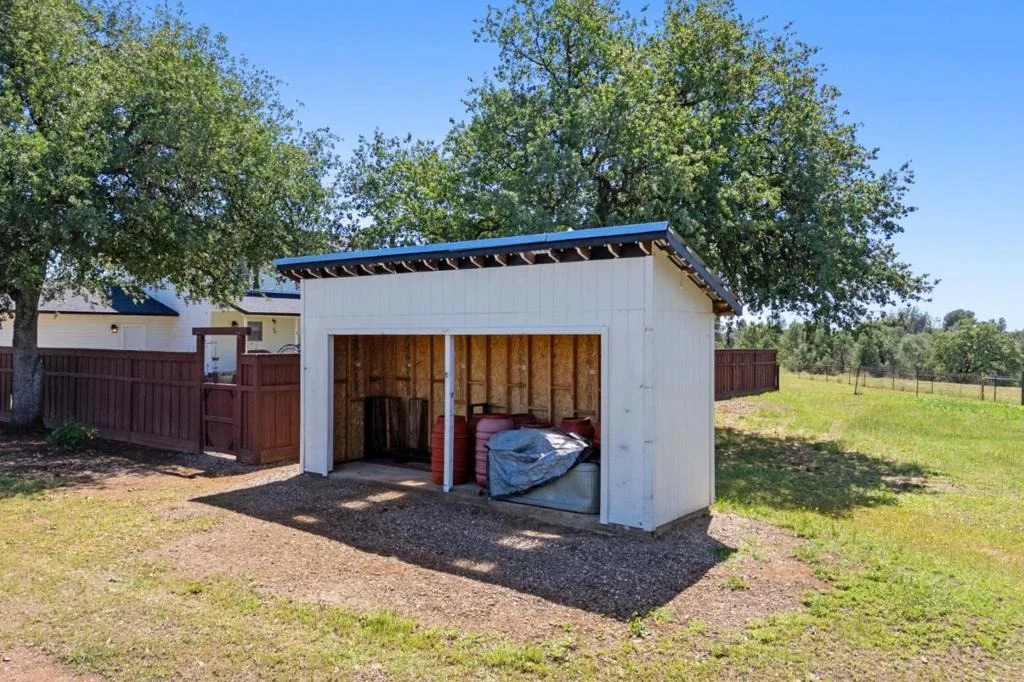 Photo of 17962 Coyote Lane