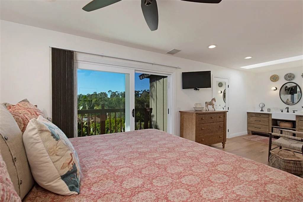 Photo of 837 Sunset Drive