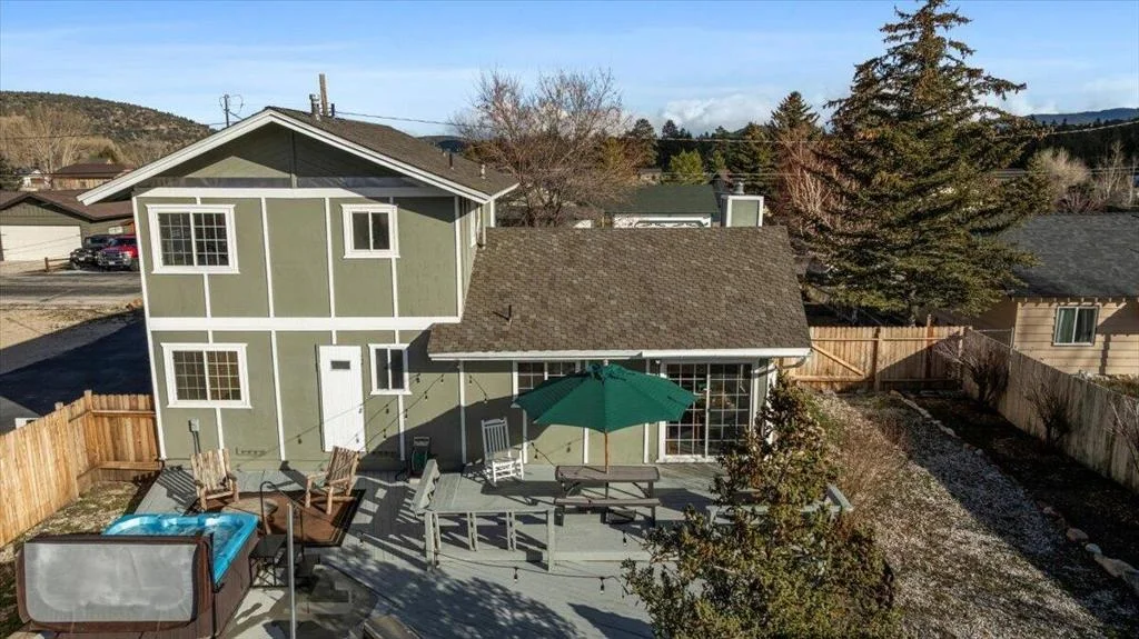 Photo of 913 Mount Doble Drive