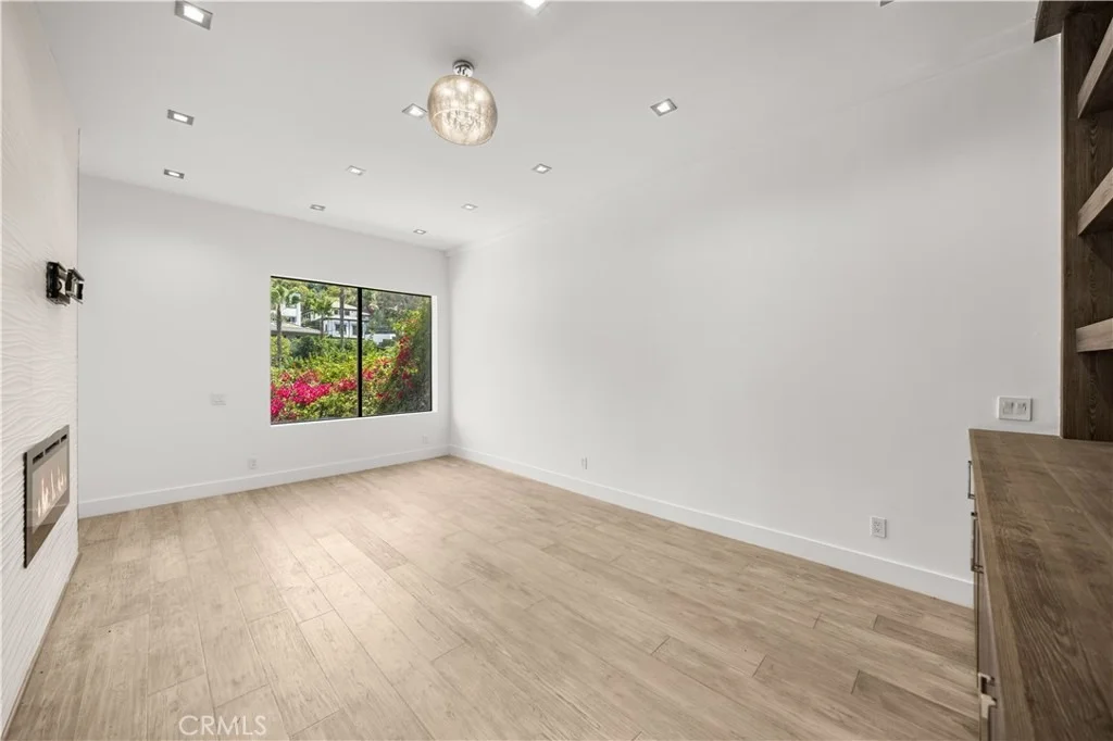 Photo of 6358 La Rocha