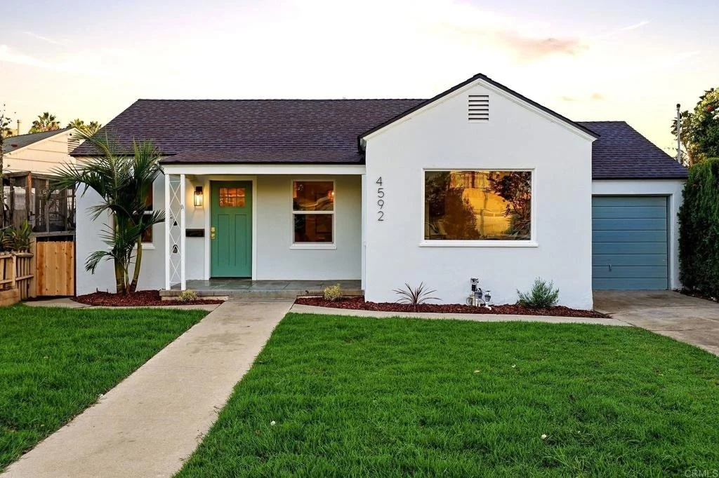 Photo of 4592 CONTOUR BLVD