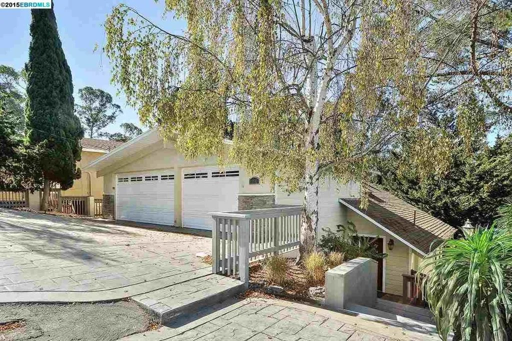 Photo of 1851 MAGELLAN DR