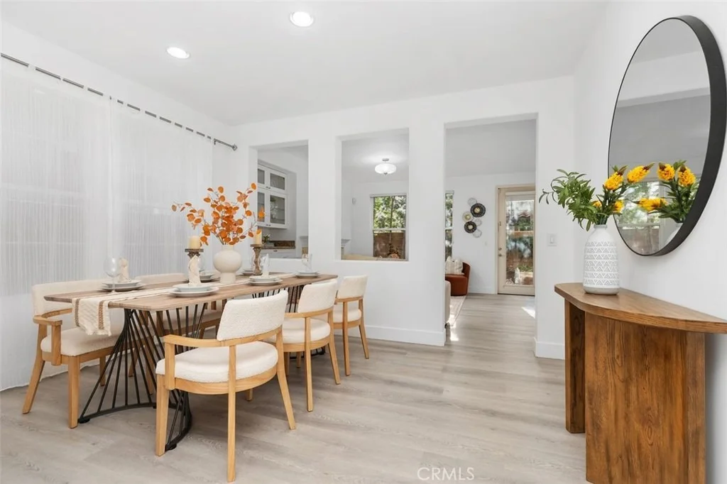 Photo of 31 Dinuba