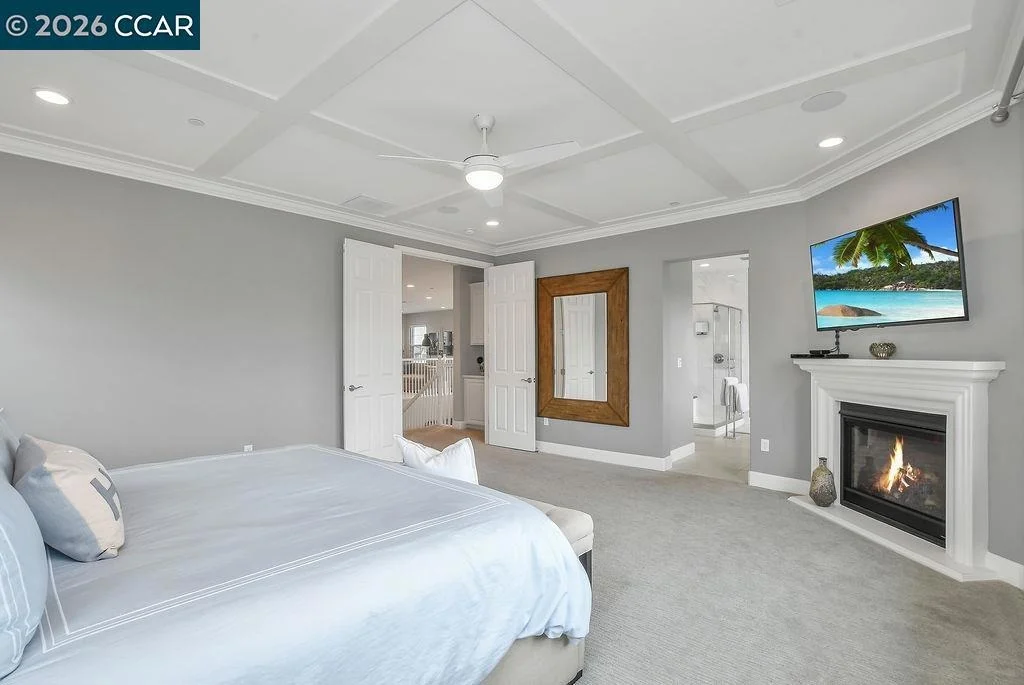 Photo of 5449 Mountain Ridge Way