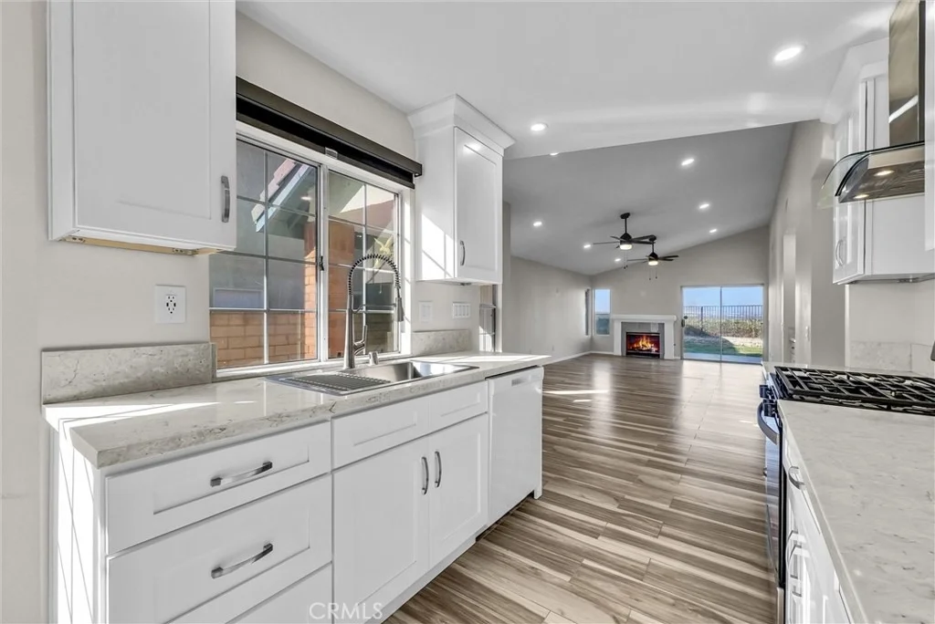 Photo of 3094 Oakview