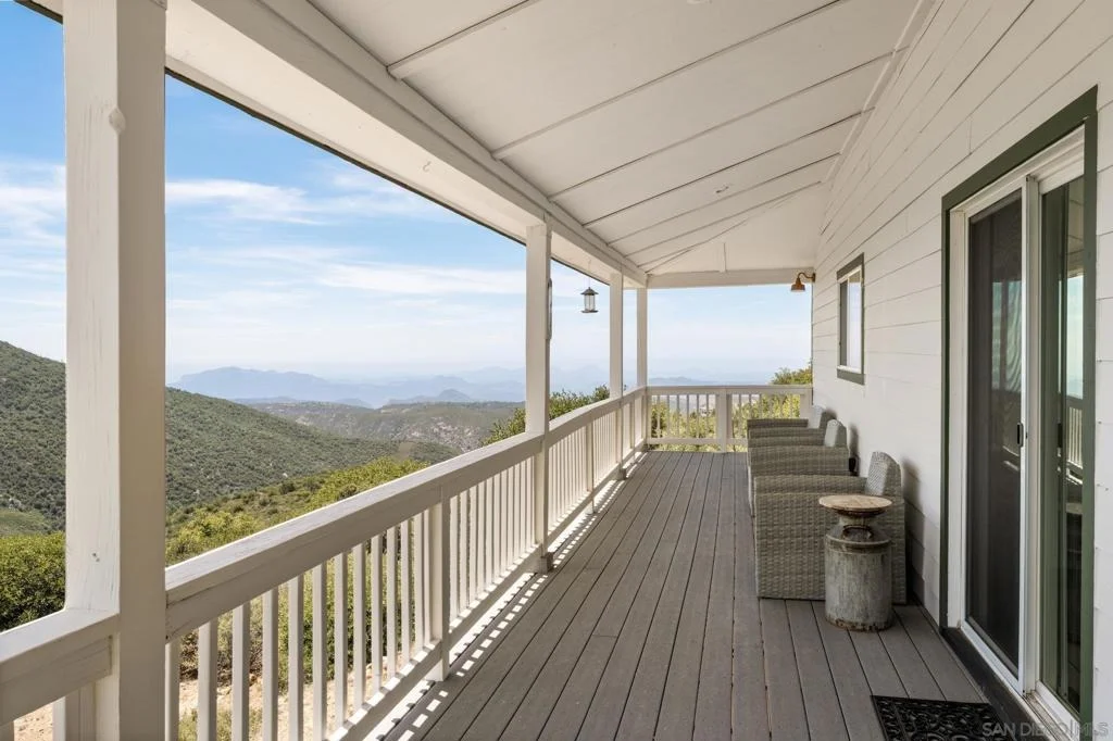 Photo of 15683 N Peak Road