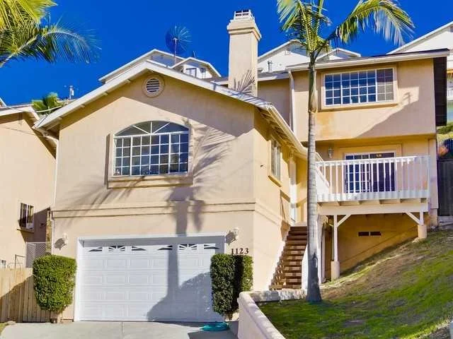 Photo of 1123 La Mesa Avenue
