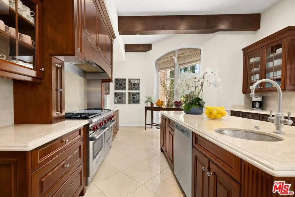 Photo of 9541 Sunset Boulevard