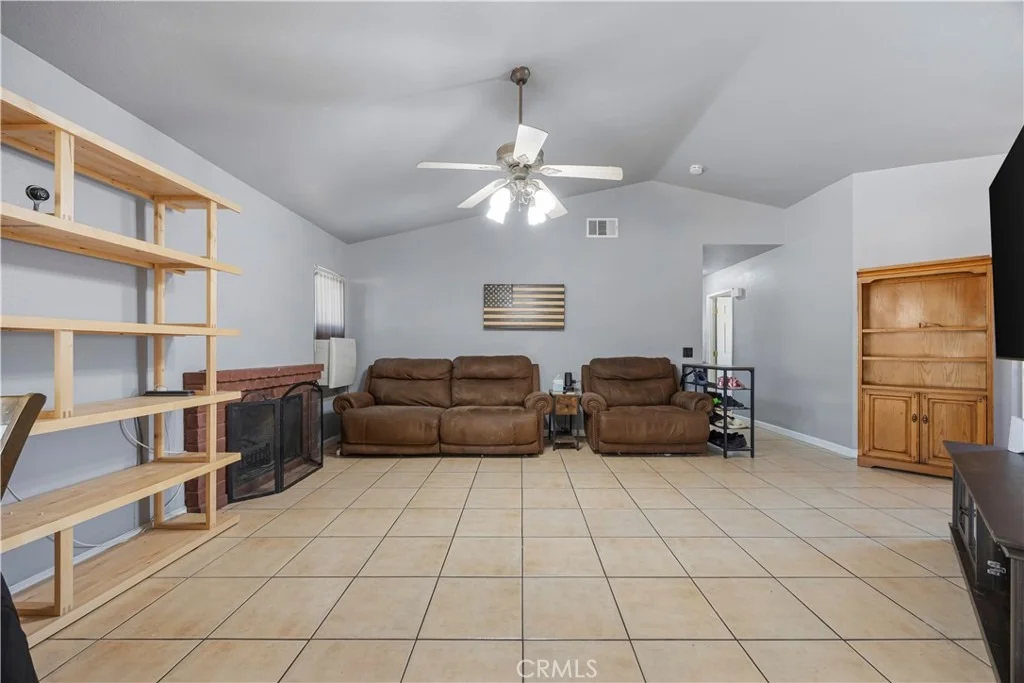 Photo of 10716 Wakefield Street E