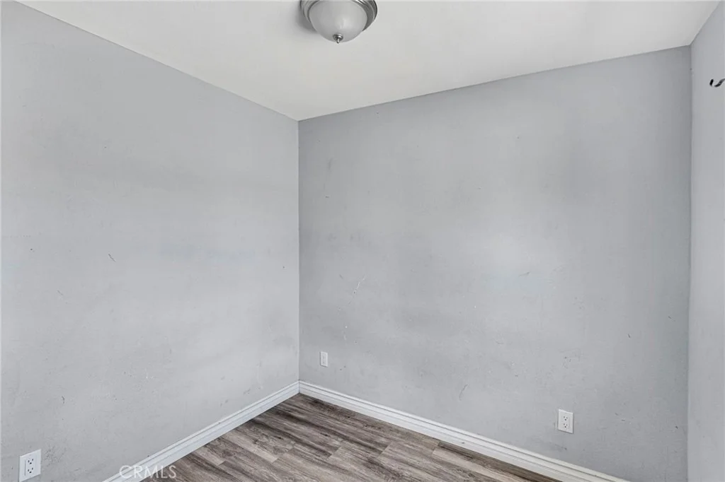 Photo of 10912 Matilija