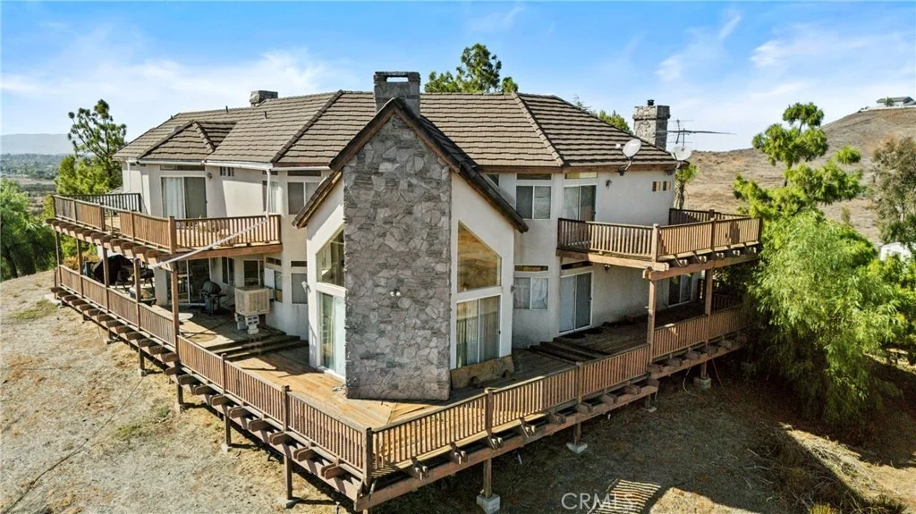 Photo of 19448 Blue Sky Road
