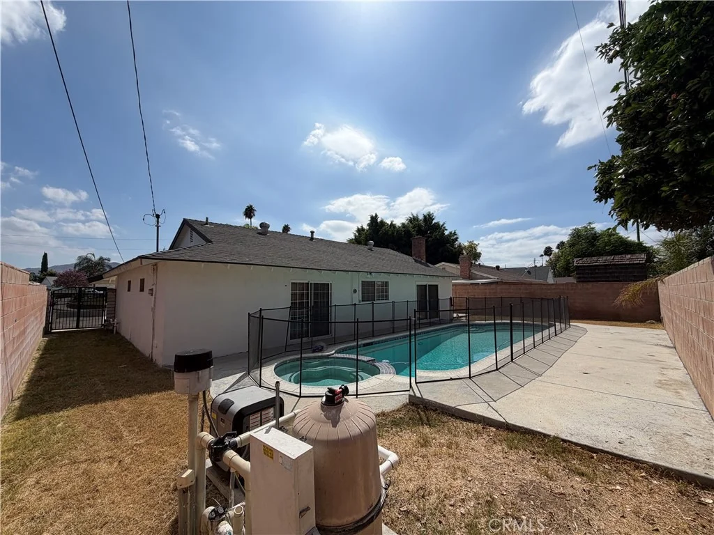 Photo of 10961 Endicott Drive