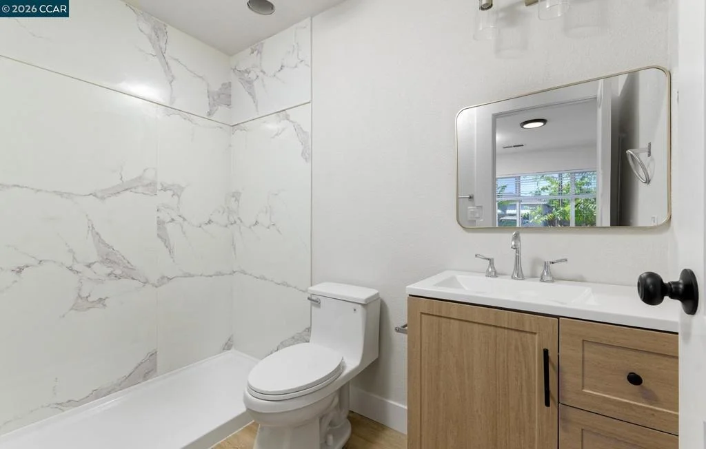 Photo of 103 Cataline Ave
