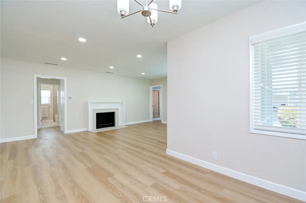 Photo of 306 W Porter