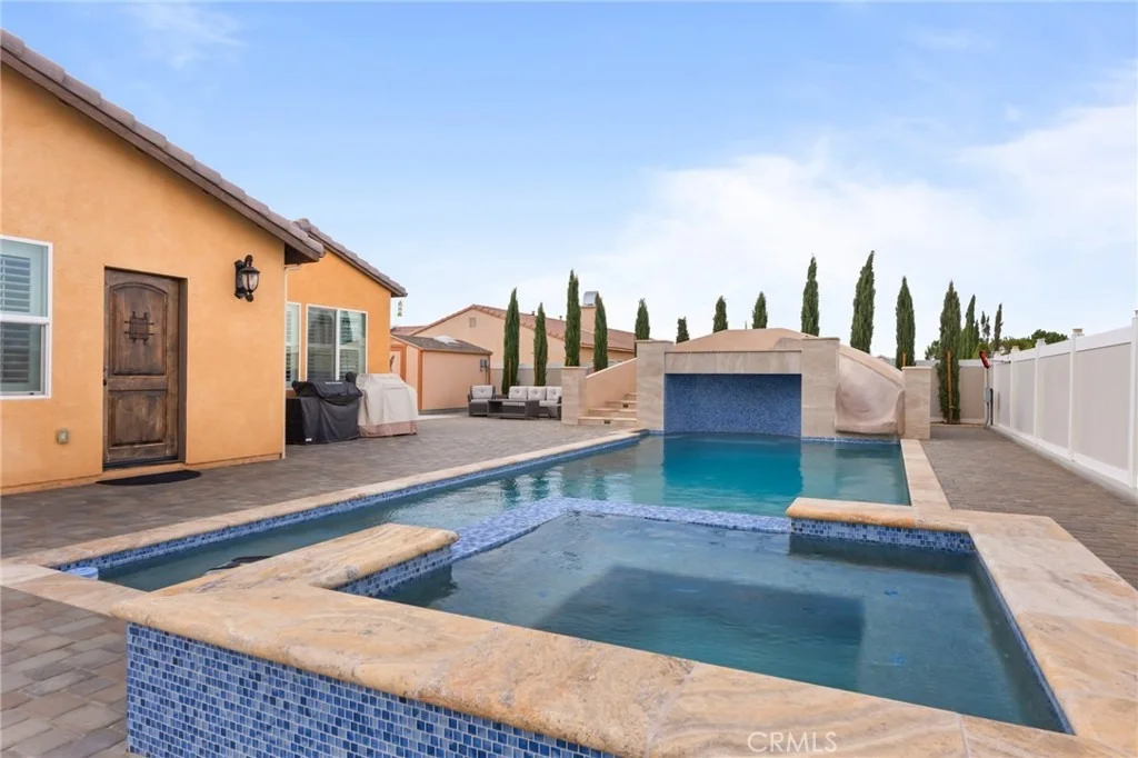 Photo of 6757 Serrano