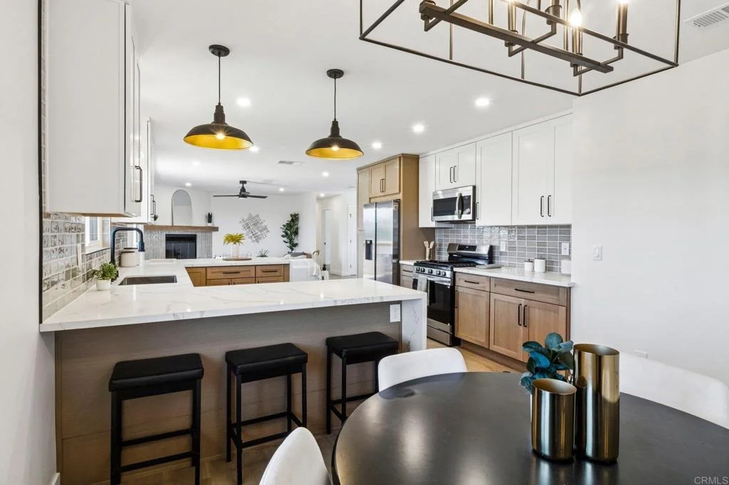 Photo of 221 Colina