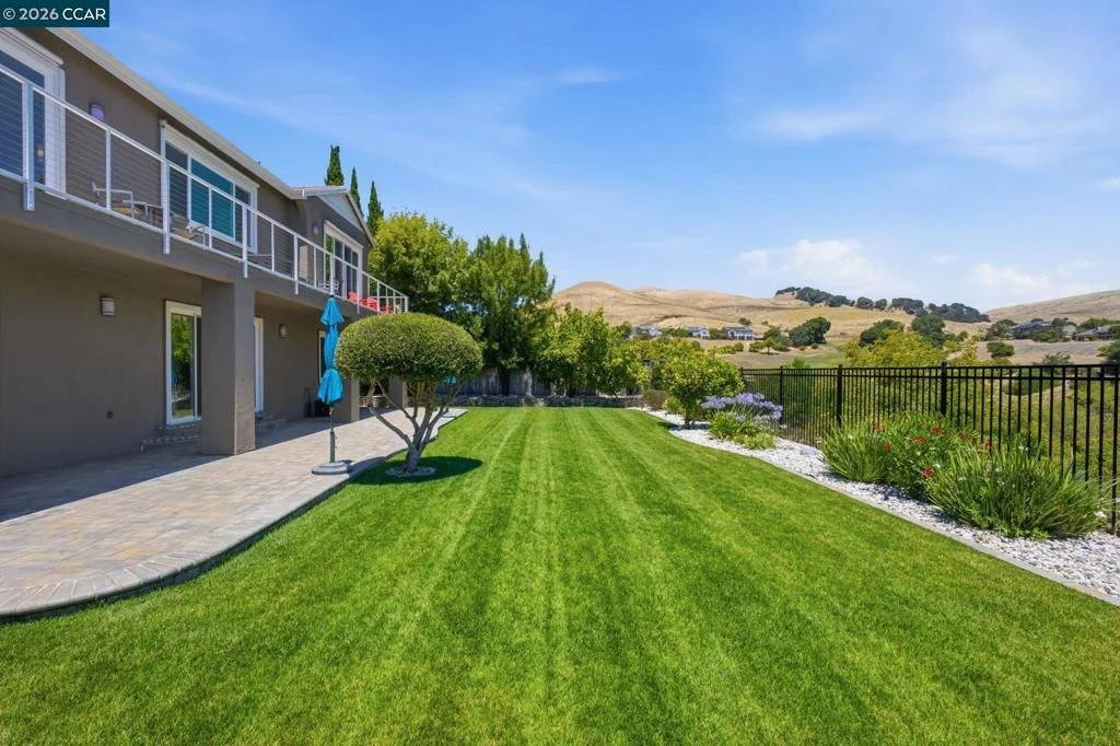 Photo of 3024 Overlook Dr