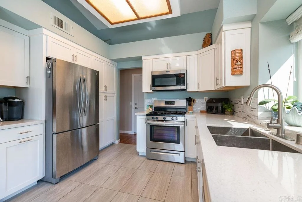 Photo of 883 Glenwood Drive
