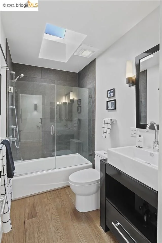 Photo of Unit C at 2014 Hearst Ave