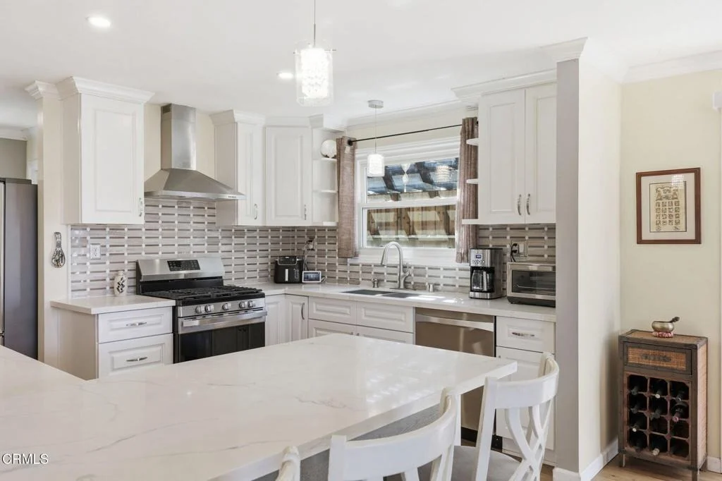 Photo of 3899 Maple Street