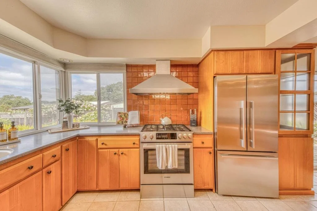 Photo of 15460 Oak Hills Drive