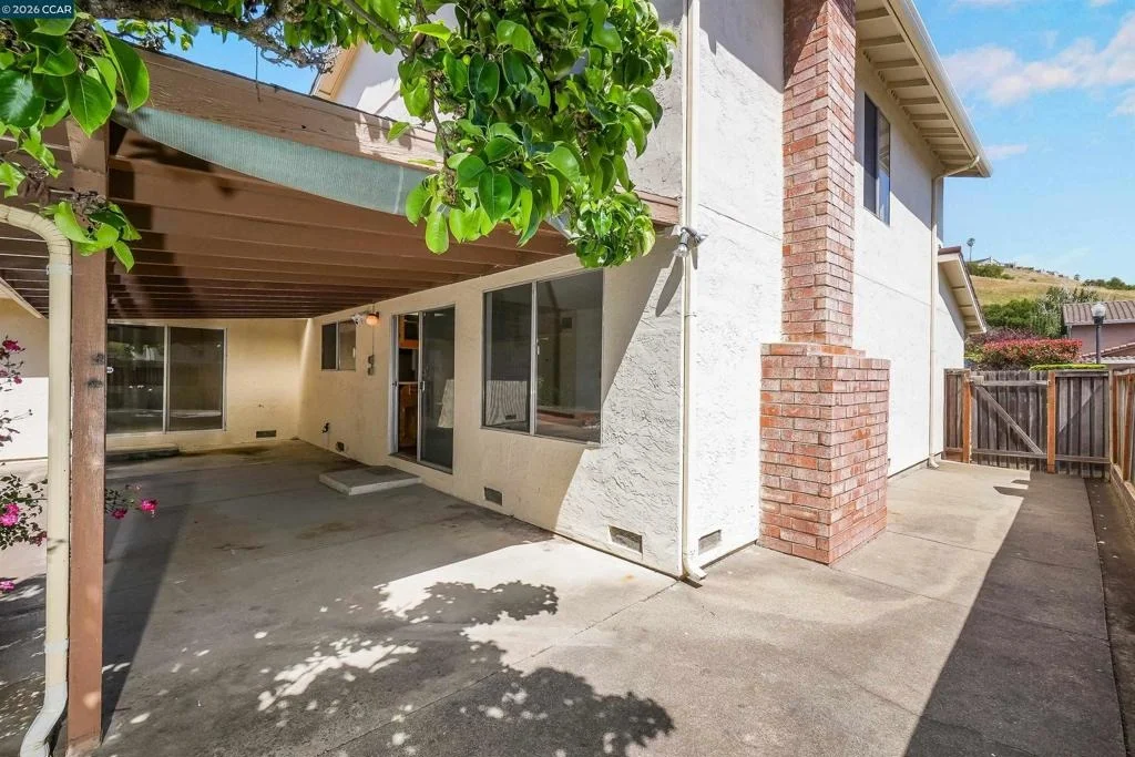 Photo of 121 Violet Rd