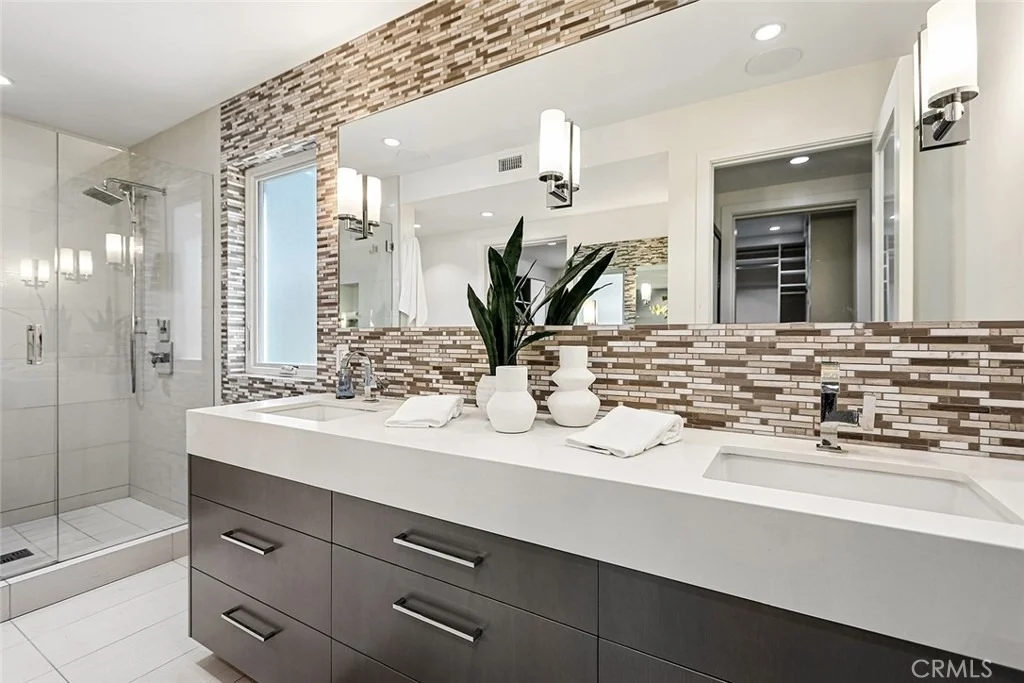 Photo of 301 25th