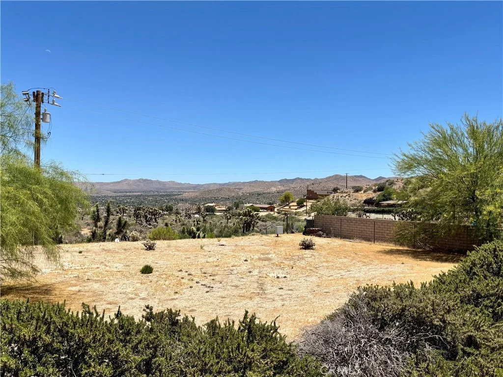 Photo of 7495 Canyon Drive