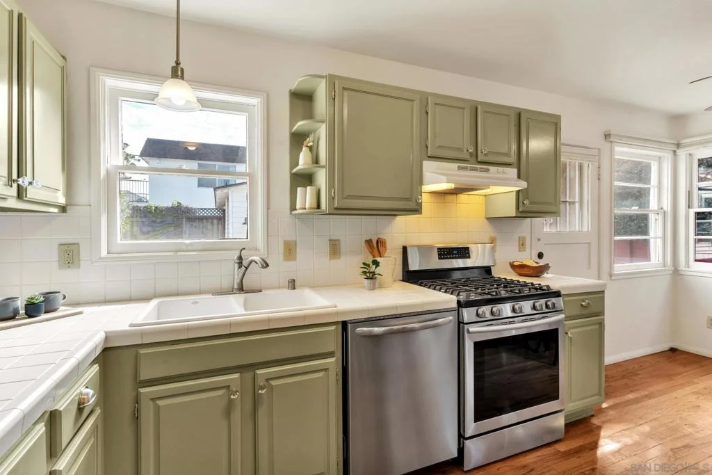 Photo of 241 243 F Avenue