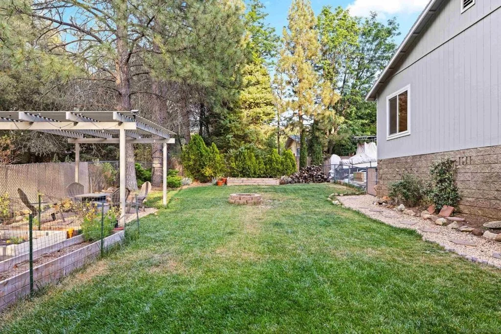 Photo of 28960 Cedar Lane