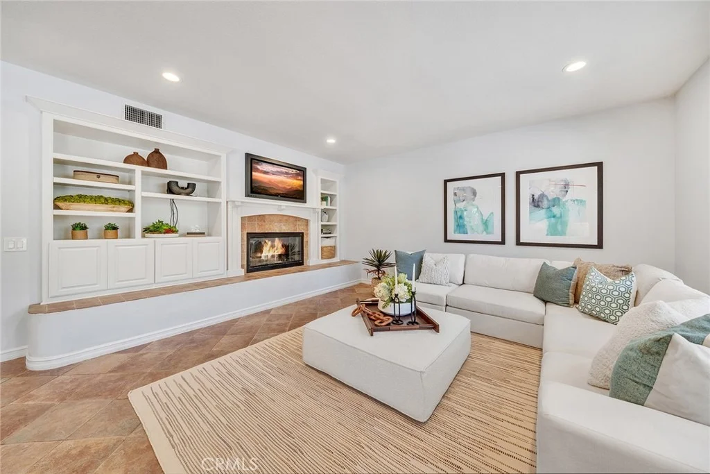 Photo of 7 Bayleaf Ln