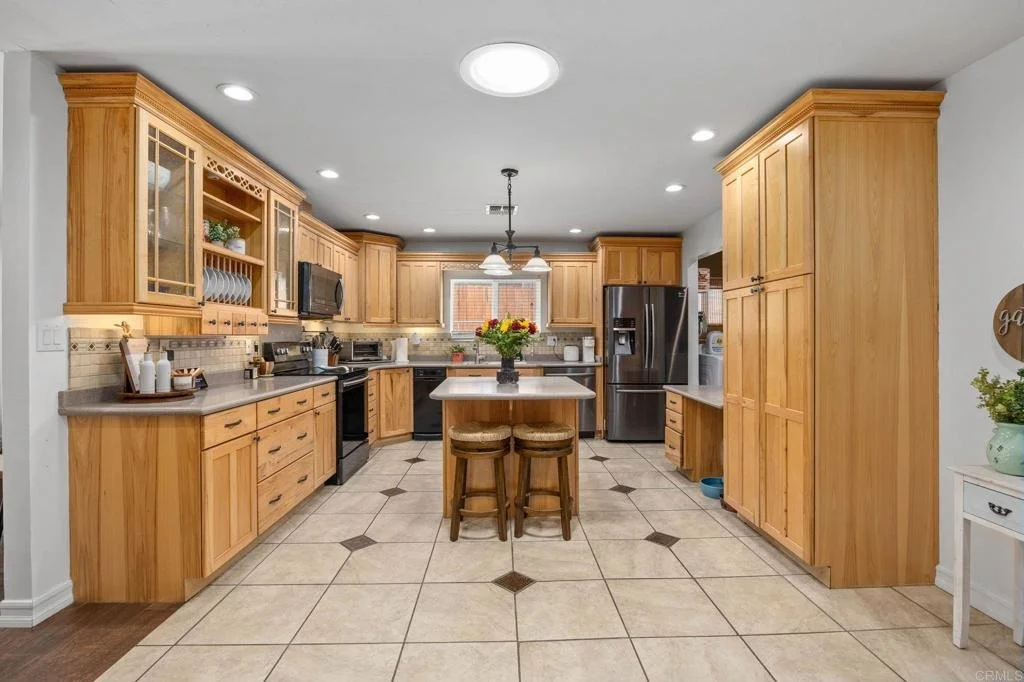 Photo of 24376 Rutherford Road