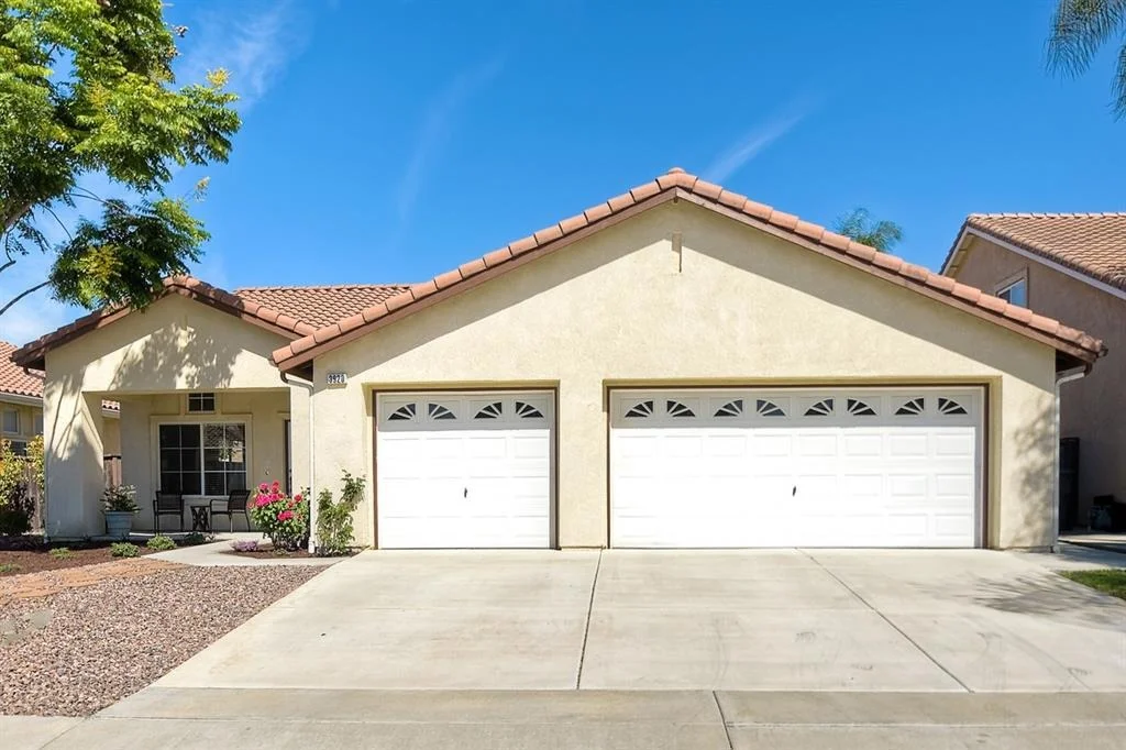 Photo of 3920 Alipaz Court