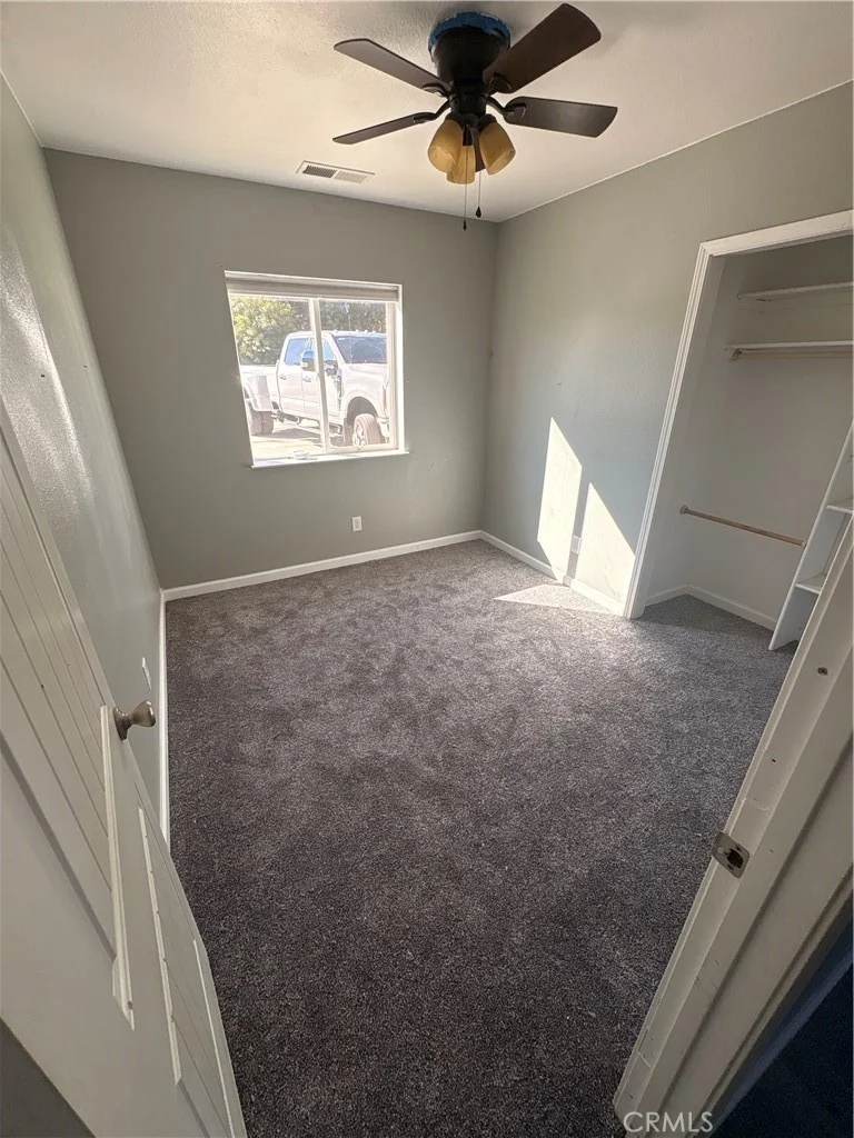 Photo of 6042 Grange