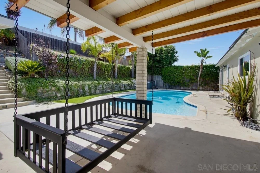 Photo of 9723 Roe Drive