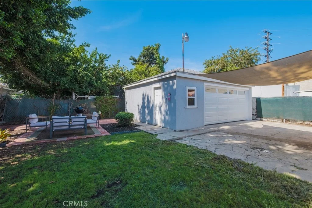 Photo of 609 N Crane Avenue Avenue