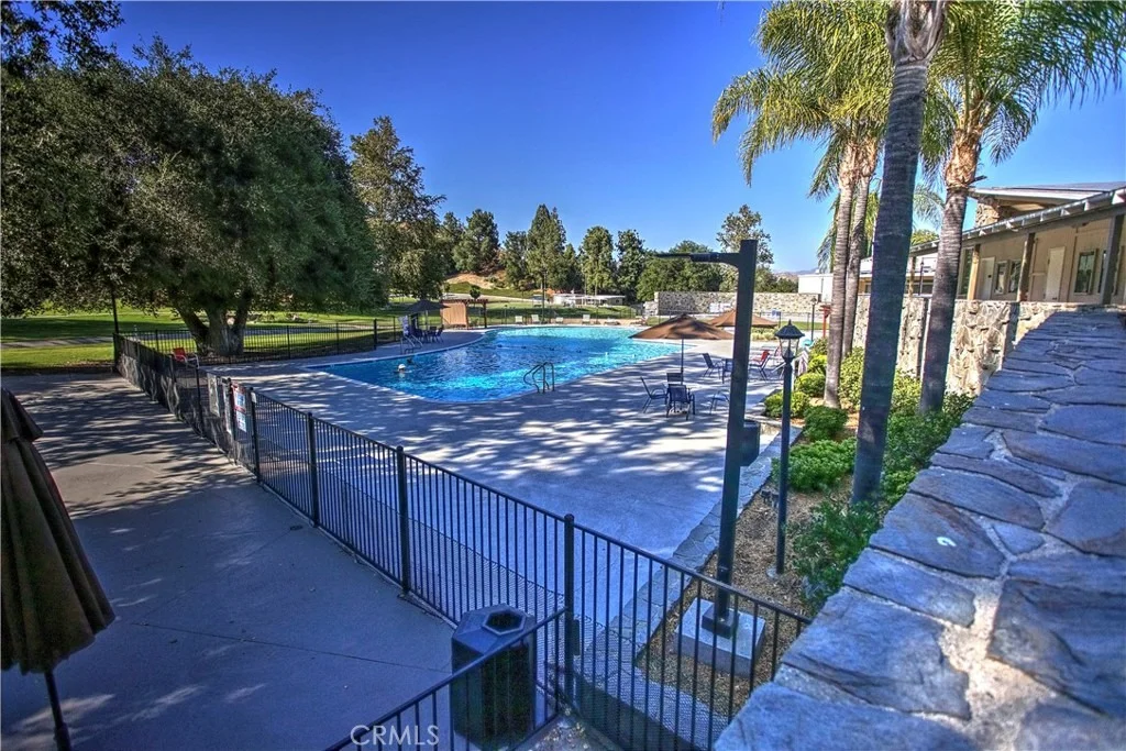 Photo of Unit E at 26344 Oak Plain