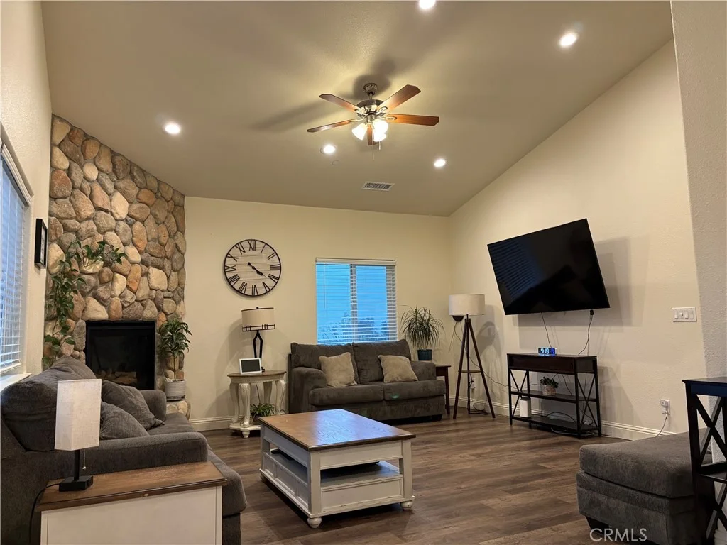 Photo of 1075 Bille