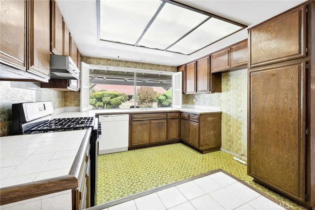 Photo of 2080 Silver Oak