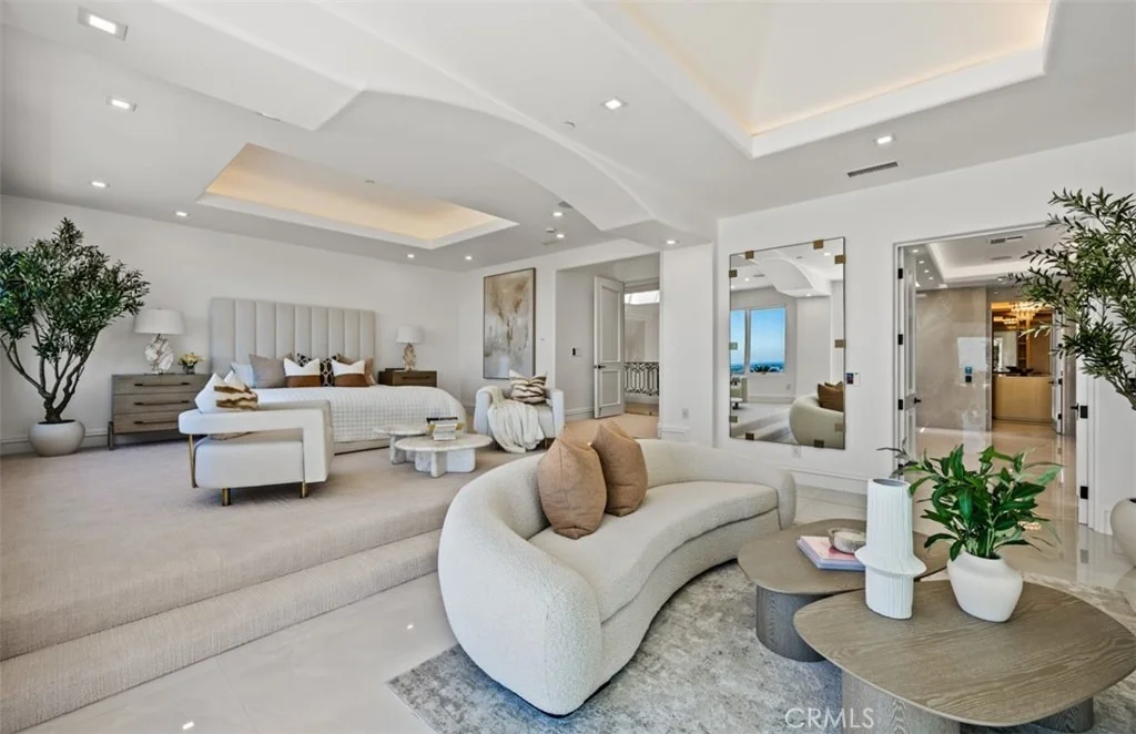 Photo of 5 Sailview
