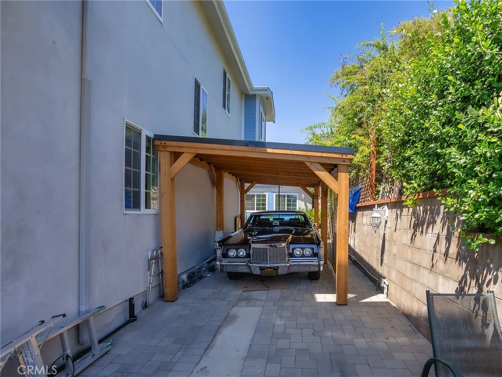 Photo of 3305 Community Avenue