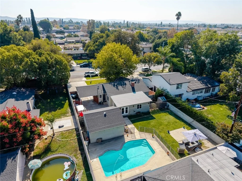 Photo of 447 W Bennett Avenue