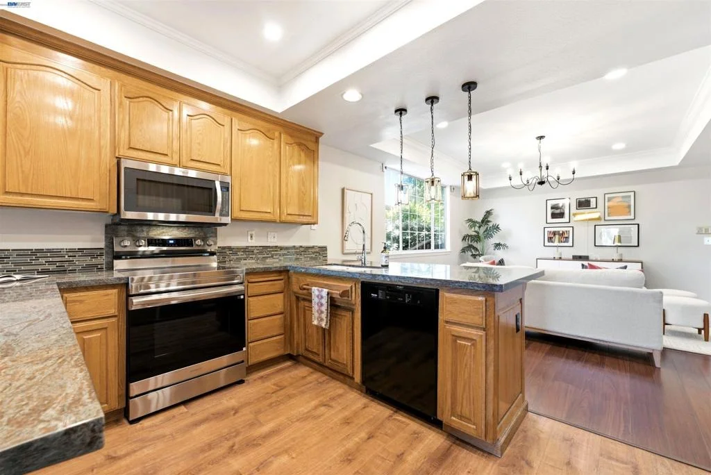 Photo of 23661 Glenbrook Lane