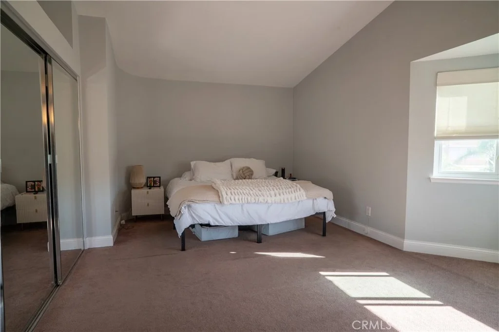 Photo of 1454 Cresta