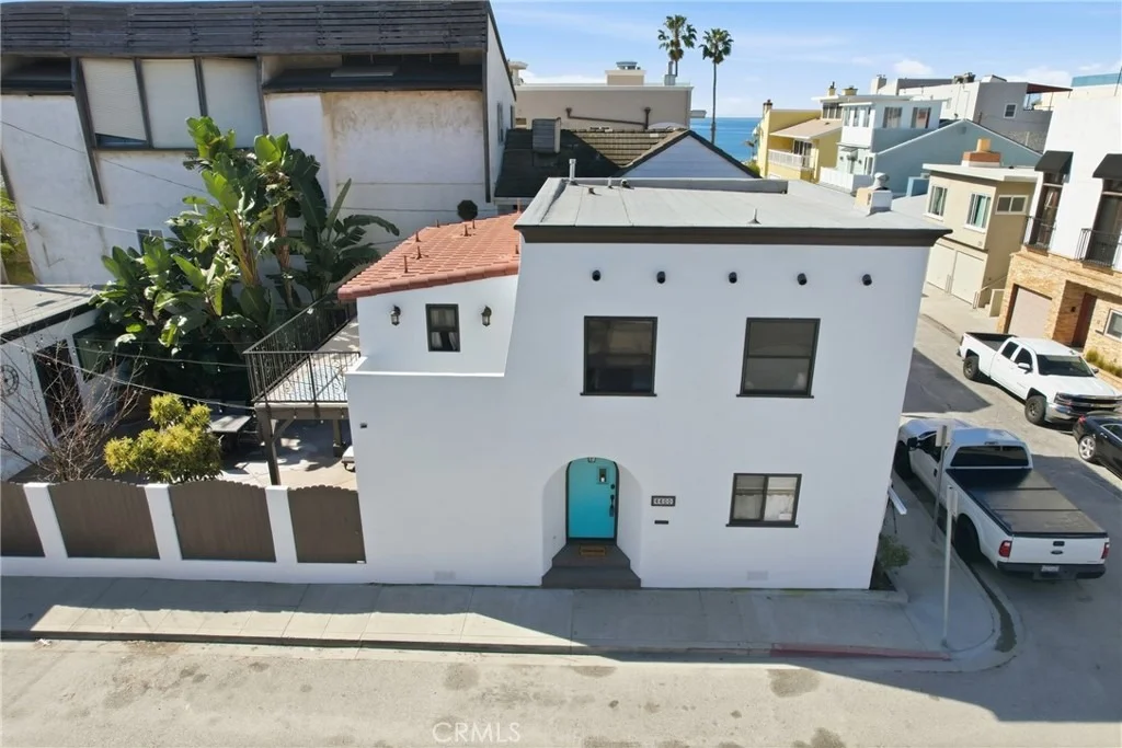 Photo of 6600 E Ocean