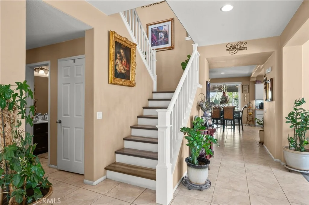 Photo of 18566 Hawkhill
