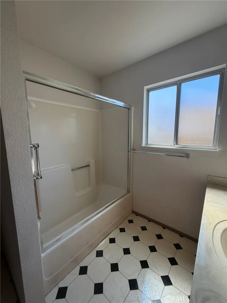 Photo of 17 Betsey Way