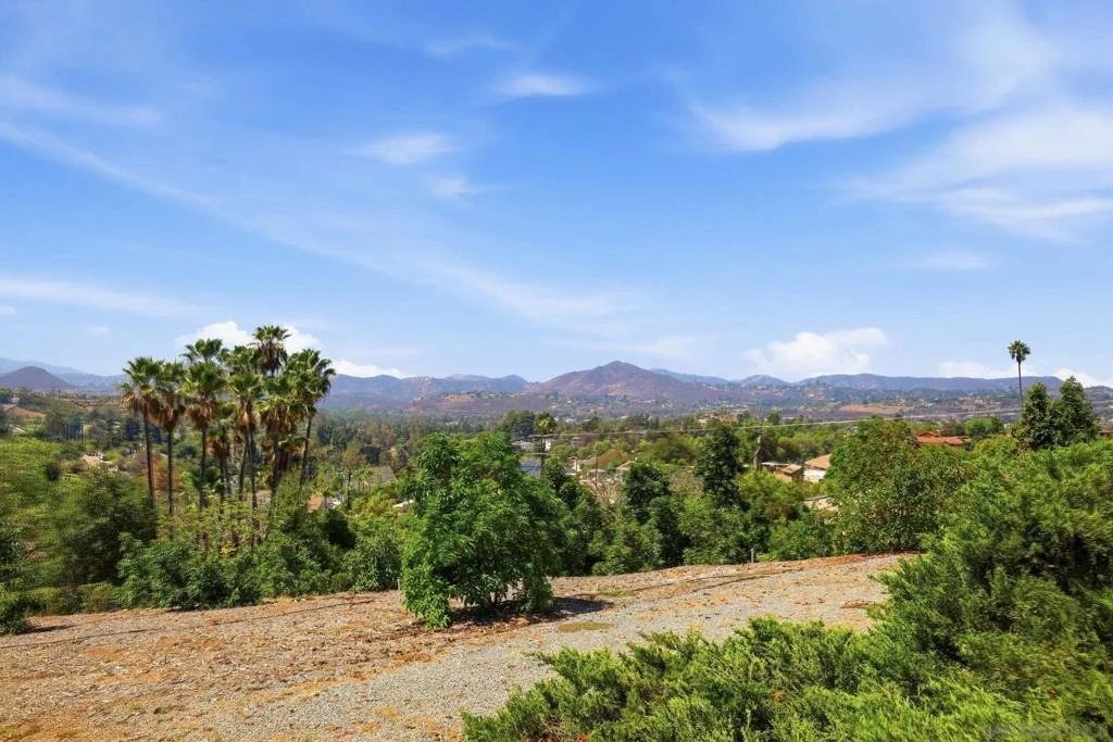 Photo of 2613 Sunset Hills