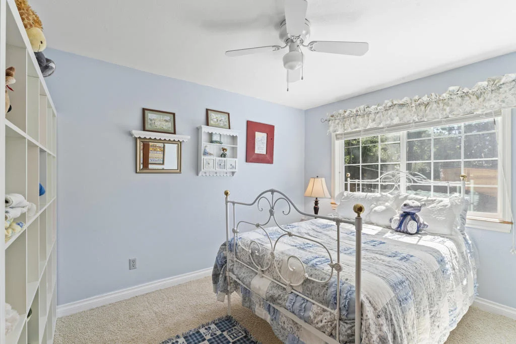 Photo of 692 Zurich Drive
