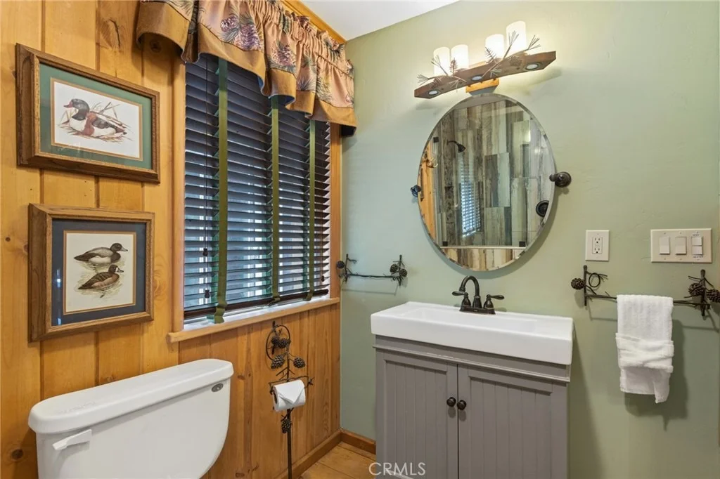Photo of 40697 Beaver Lane